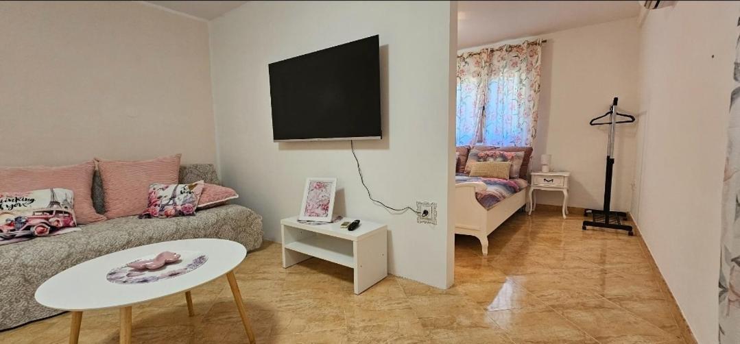 Apartment Miska & Studio Roki Dračevac 외부 사진